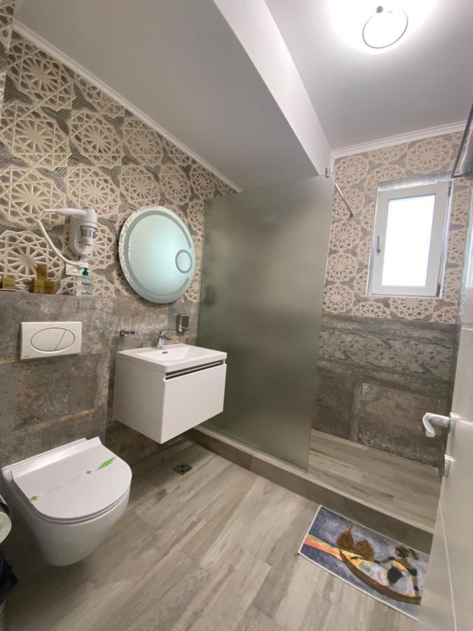 Alemar Royal 1 Daire Navodari Dış mekan fotoğraf